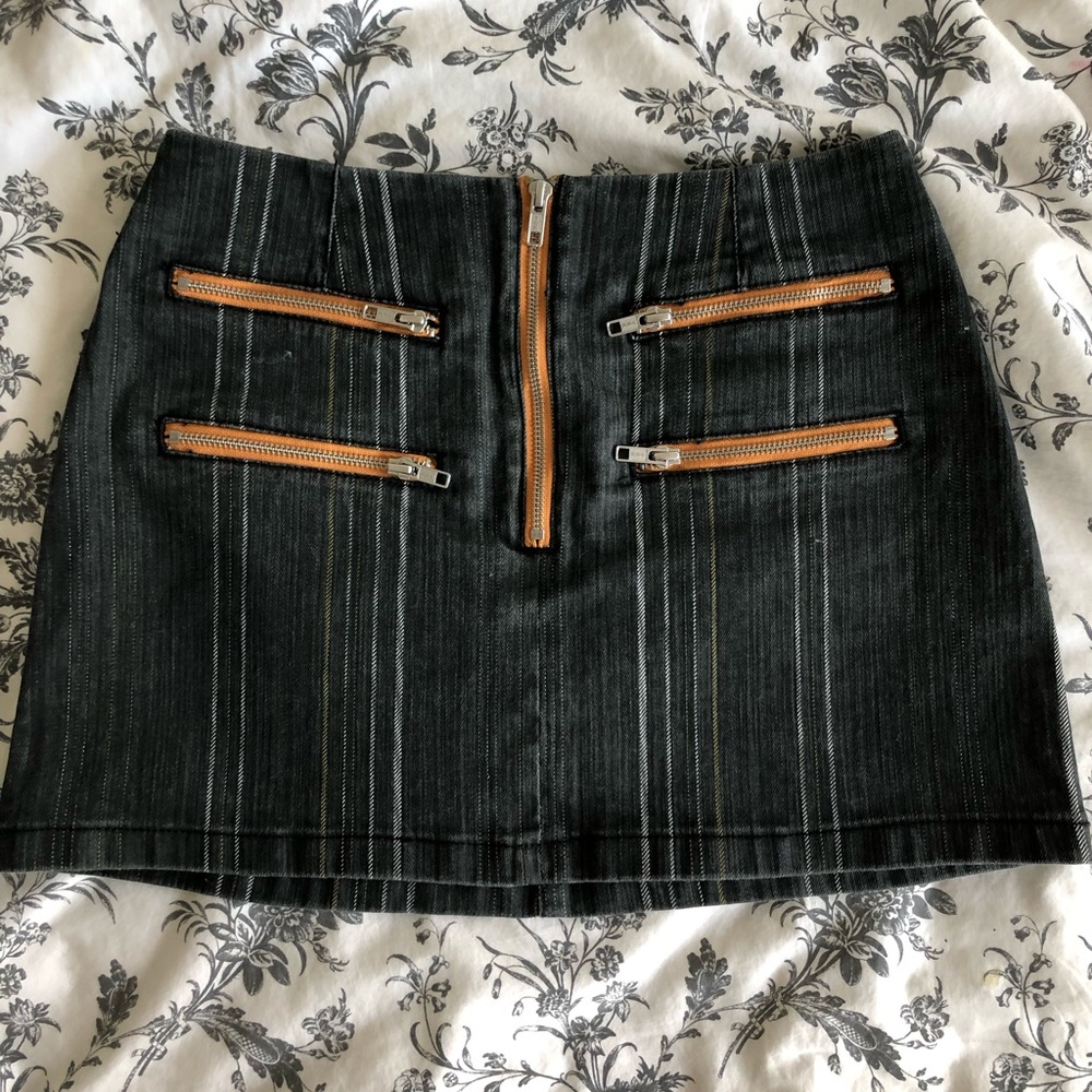 UO NWOT Zipper Mini Skirt